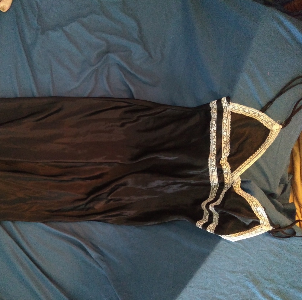Gillian & O'Malley Sleepwear Nightgown Size M
